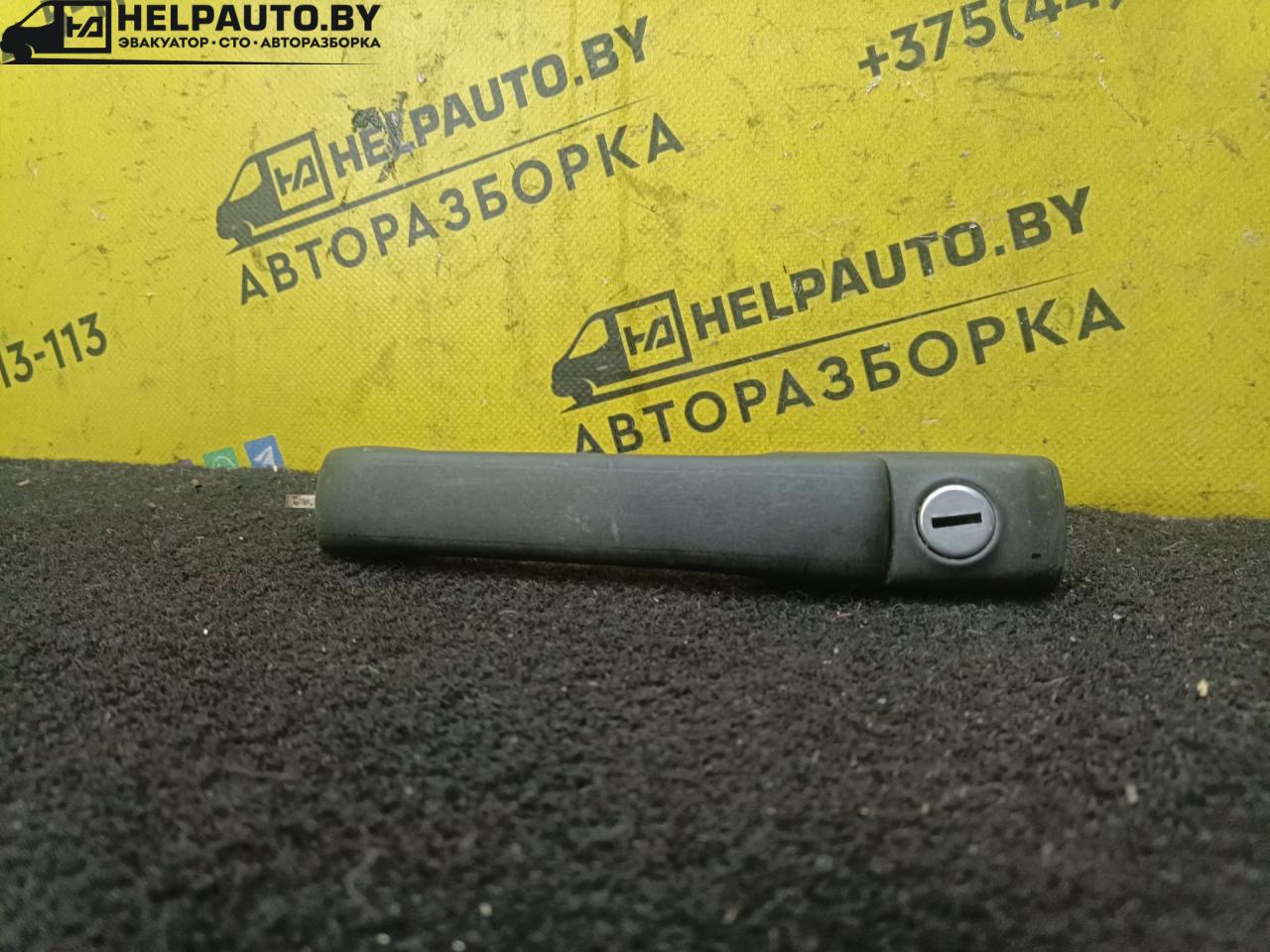 ручка наружная Volkswagen Golf 3 поколение 1994 - фото №1