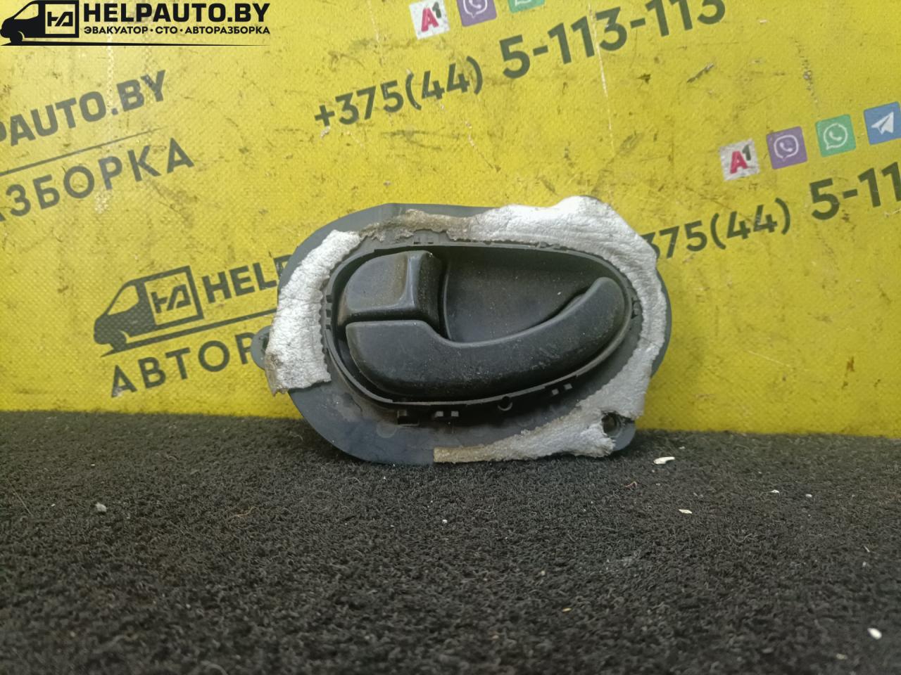 ручка внутренняя передняя левая Peugeot 307 1 поколение 2004 - фото №1