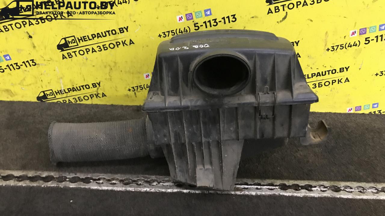 корпус воздушного фильтра Opel Omega B 1998, 2.0 л., TDi, дизель, МКПП, седан, задний привод - фото №1