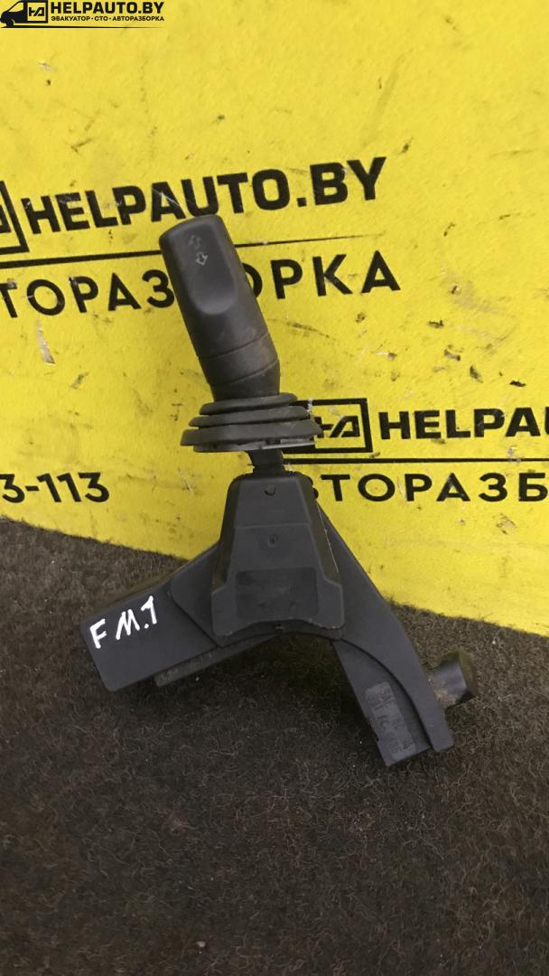 переключатель поворотов Ford Mondeo 1 поколение 1995, 1.8 л., бензин, МКПП, седан, передний привод - фото №1