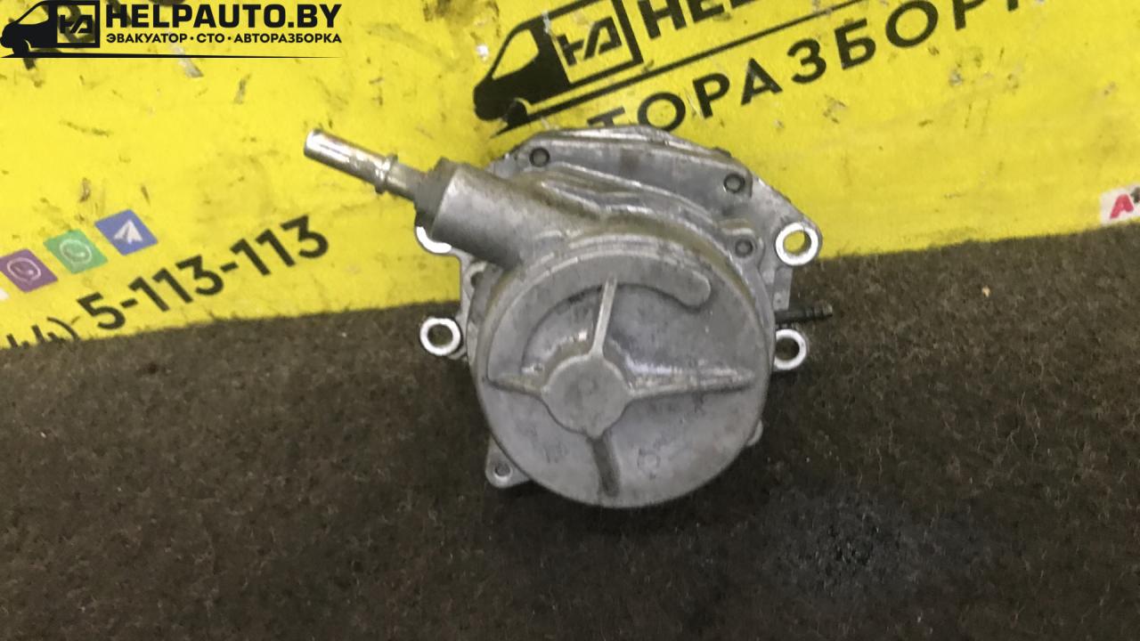 насос вакуумный Opel Omega B 1998, 2.0 л., TDi, дизель, МКПП, седан, задний привод, X20DTH - фото №1