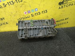 блок предохранителей Volkswagen Passat B4 1996, 357937039