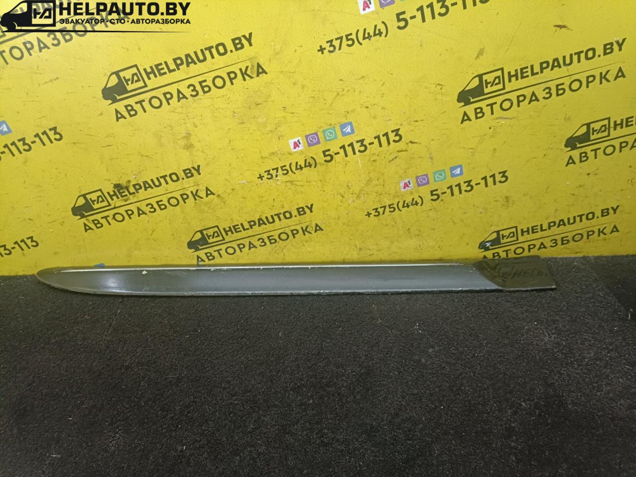 молдинг двери передней правой Nissan Maxima A33 2003, 2.0 л., i, бензин, АКПП, седан, передний привод, VQ20DE - фото №1