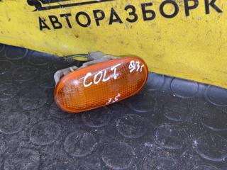 повторитель передний левый Mitsubishi Colt 4 поколение (CAO) 1993