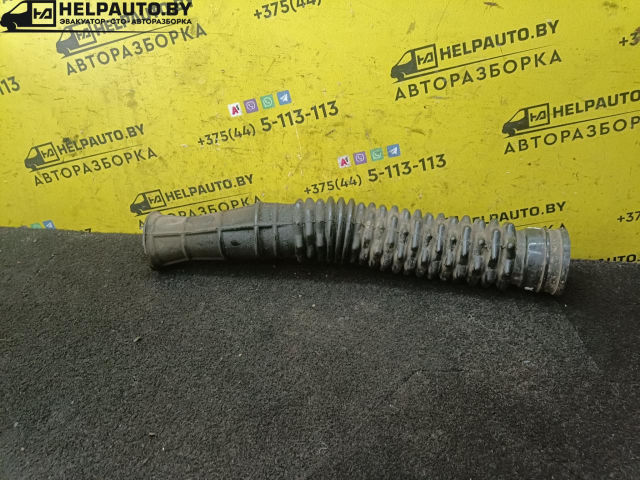 патрубок воздушного фильтра Alfa Romeo 146 1 поколение 1996, 1.4 л., i, бензин, МКПП, хетчбэк 5 дв., передний привод - фото №1