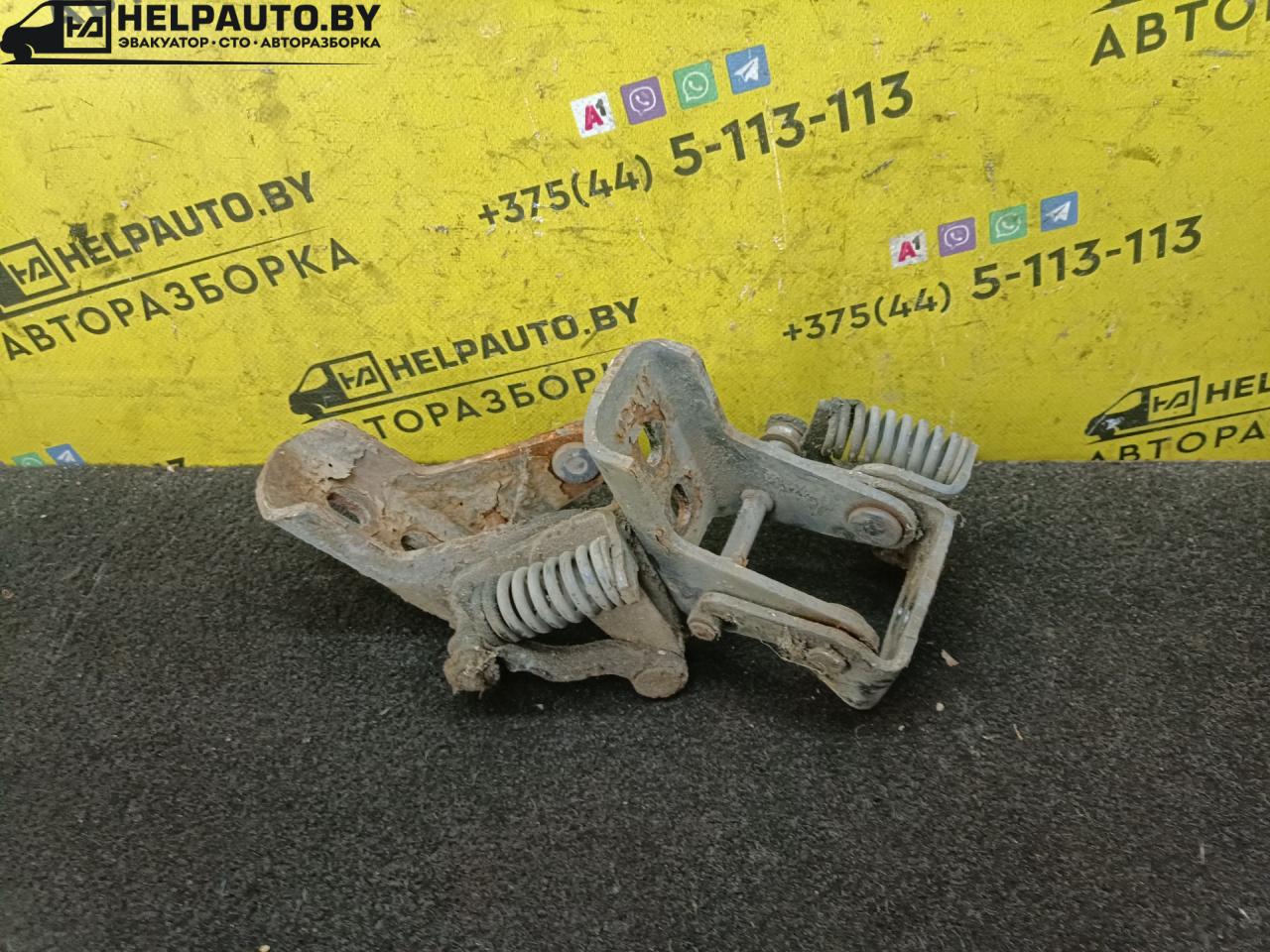 петля двери Chevrolet Lumina 2 поколение 1996, 3.1 л., i, бензин, АКПП, минивэн, передний привод, MINIVAN - фото №1