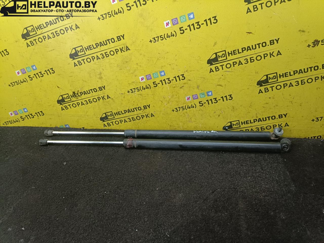 амортизатор крышки багажника (3-5 двери) Chevrolet Lumina 2 поколение 1996, 3.1 л., i, бензин, АКПП, минивэн, передний привод, MINIVAN - фото №1