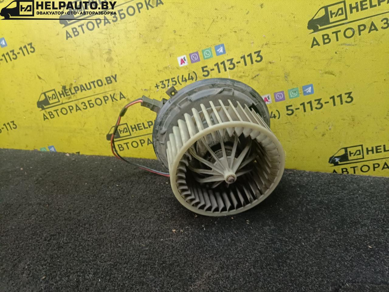 моторчик печки Alfa Romeo 146 1 поколение 1996, 1.4 л., i, бензин, АКПП, хетчбэк 5 дв., передний привод, BOXER - фото №1