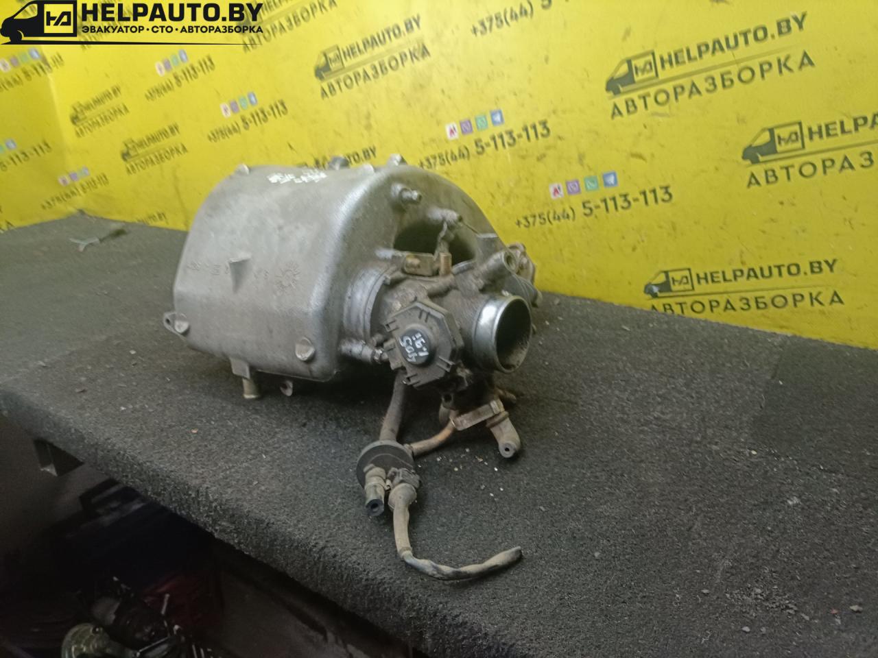 коллектор впускной Peugeot 405 1 поколение 1995, 1.8 л., бензин, МКПП, седан, передний привод - фото №1