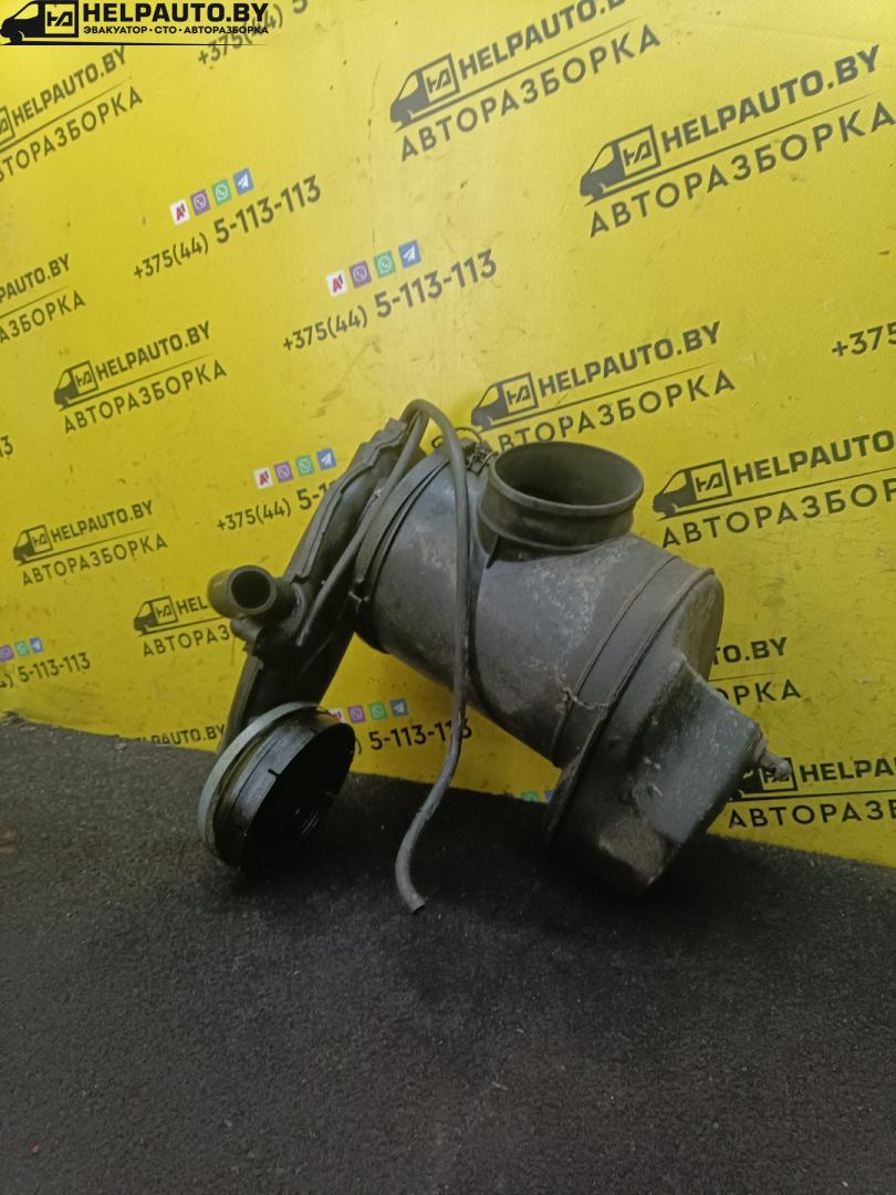 корпус воздушного фильтра Peugeot 306 1 поколение 1995, 1.8 л., i, бензин, МКПП, хетчбэк 5 дв., передний привод, LFZ, XU7JP - фото №1