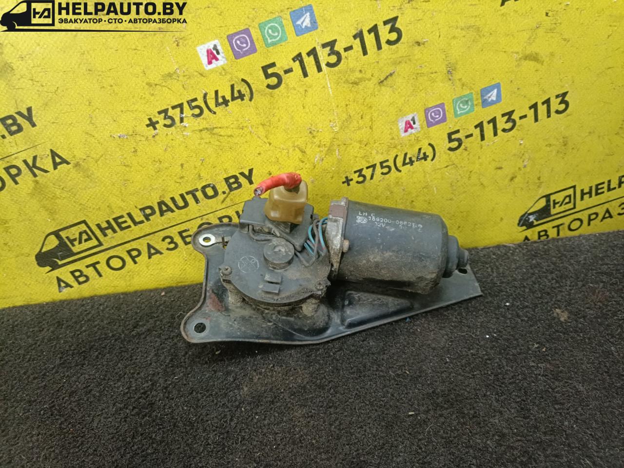 моторчик передних стеклоочистителей (дворников) Suzuki Baleno 1 поколение 1995, 1.3 л., i, бензин, МКПП, седан, передний привод, G13BB - фото №1