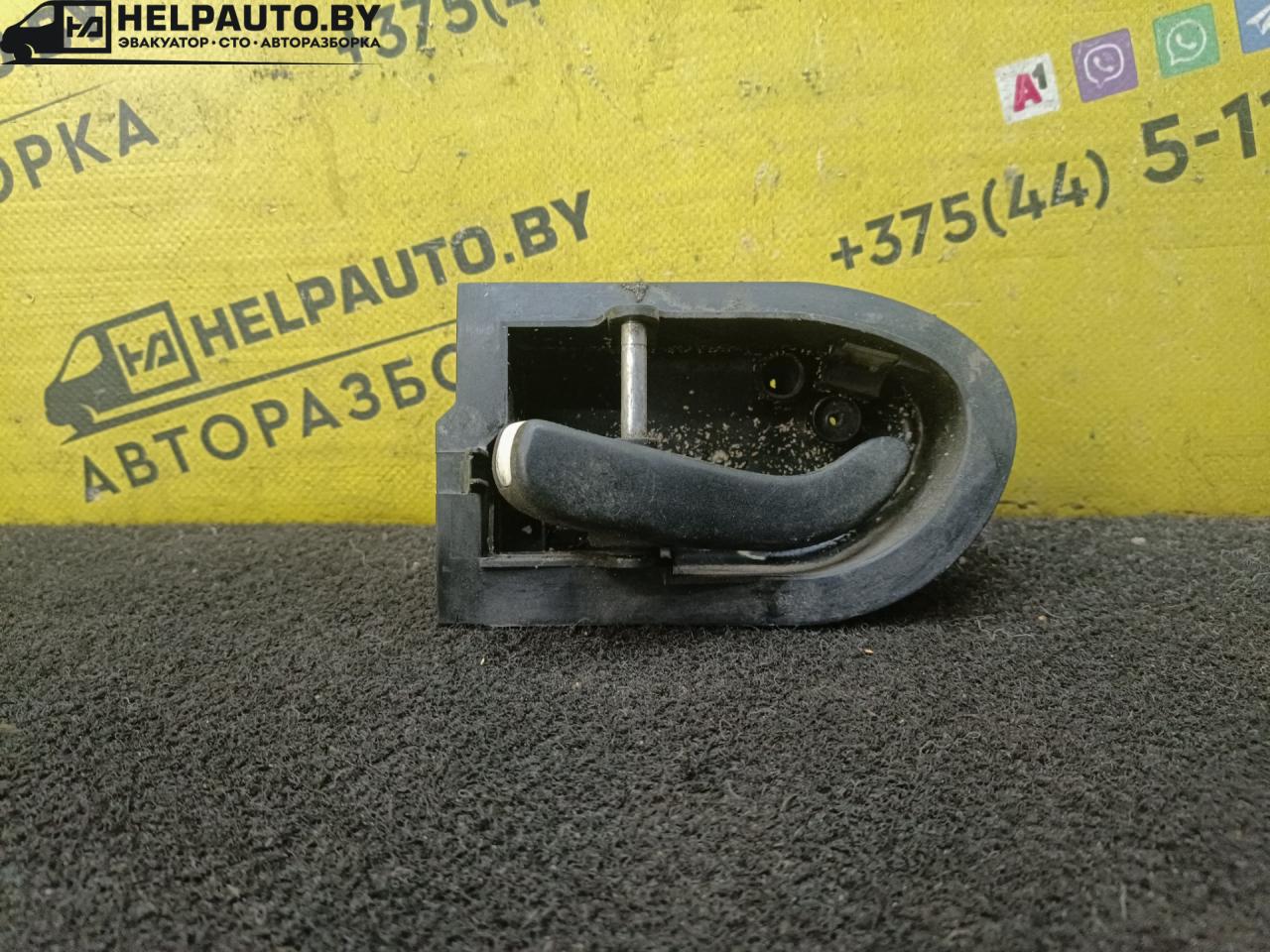 ручка внутренняя передняя левая Ford Mondeo 2 поколение 1999, 1.8 л., TD, RFN, дизель, МКПП, синий, универсал, передний привод - фото №1