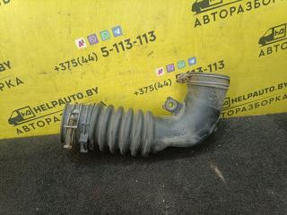 патрубок воздушного фильтра Nissan Almera N15 [рестайлинг] 1999, 2.0 л., CD20, дизель, МКПП, серебристый, седан, передний привод