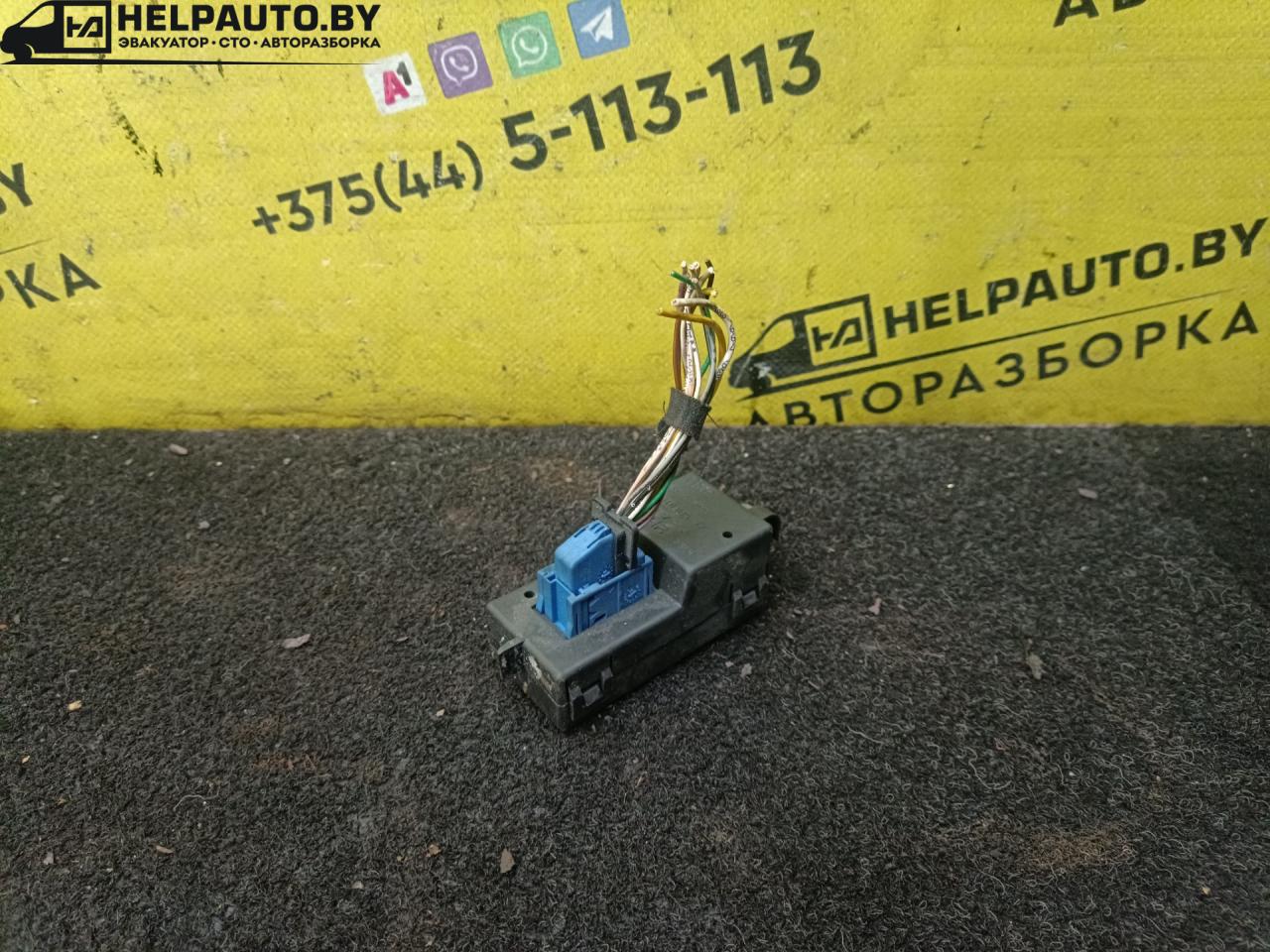 реле (прочие) Peugeot 206 1 поколение 2000, 1.6 л., i, бензин, МКПП, хетчбэк 5 дв., передний привод, NFZ, 9140010279 - фото №1