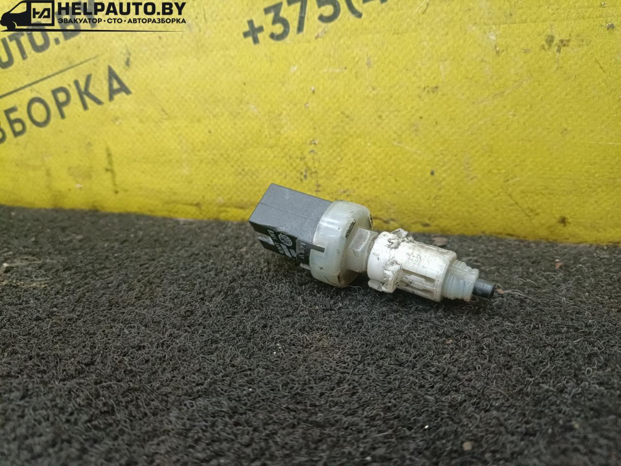 Датчик педали тормоза (лягушка) Peugeot Boxer 1 поколение 1999, 1.9 л., TDi, DHX (XUD9TE), дизель, МКПП, бордовый, микроавтобус, передний привод - фото №1