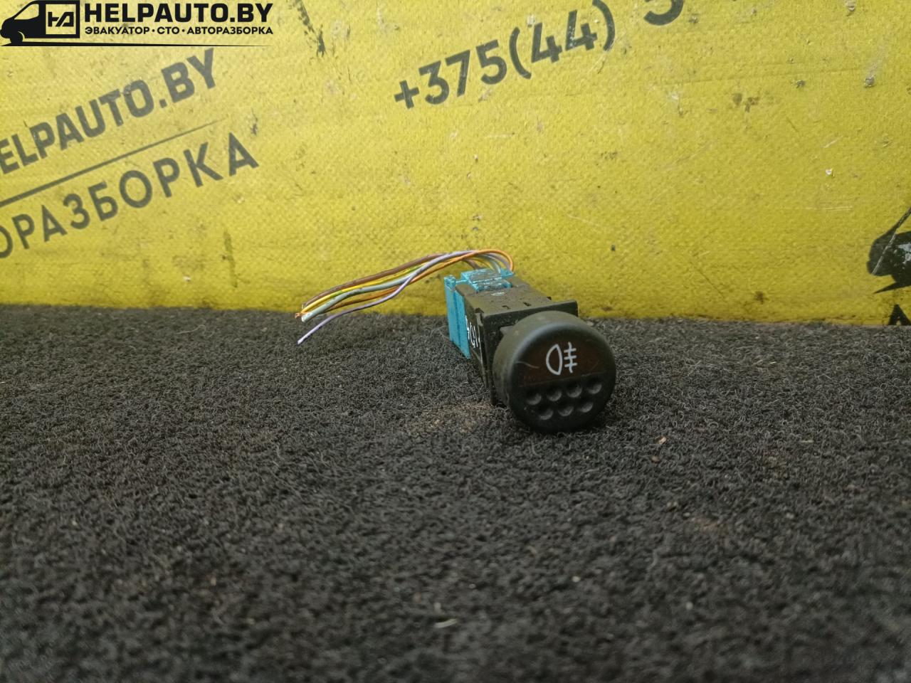 кнопка противотуманных фар Peugeot 106 1 поколение (1991 - 1996), бензин, МКПП, хетчбэк 3 дв. - фото №1