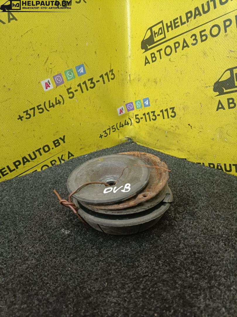 опора амортизатора верхняя (чашка) Opel Vectra B 1998, 1.6 л., i, бензин, МКПП, хетчбэк 5 дв., передний привод - фото №1