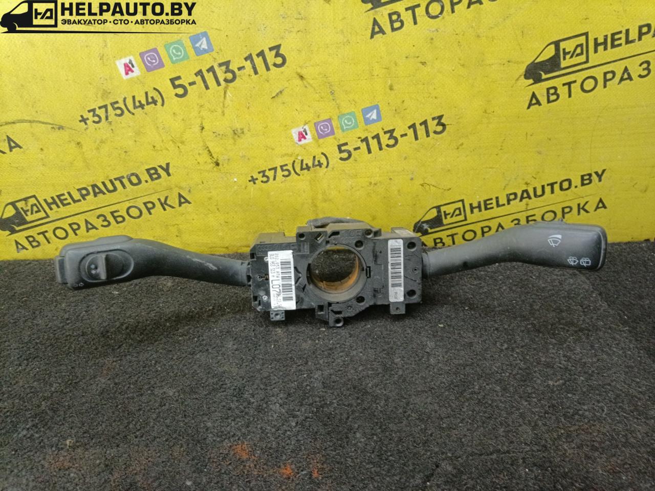 переключатель подрулевой (стрекоза) Audi A6 4B/C5 1999, 2.5 л., дизель, АКПП, зеленый, универсал - фото №1