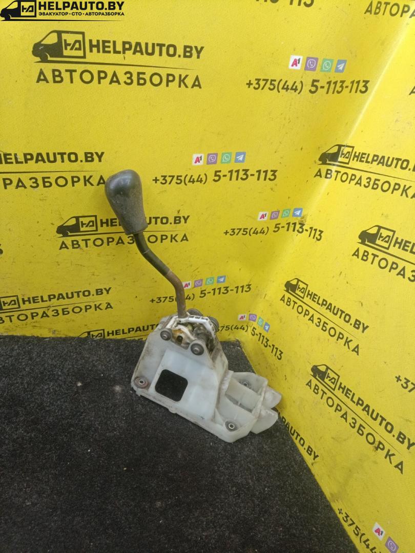 кулиса Toyota Carina E 1 поколение 1997, 2.0 л., дизель, МКПП, зеленый, седан - фото №1