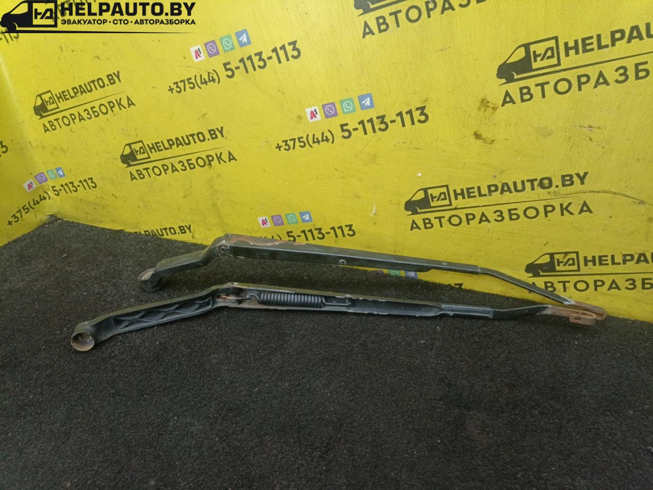 щеткодержатель (поводок стеклоочистителя, дворник) Toyota Carina E 1 поколение 1997, 2.0 л., дизель, МКПП, зеленый, седан - фото №1