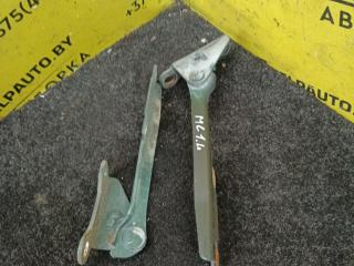 петля капота Mitsubishi Carisma 1 поколение 1997, 1.9 л., F8QT, дизель, МКПП, зеленый, хетчбэк 5 дв.