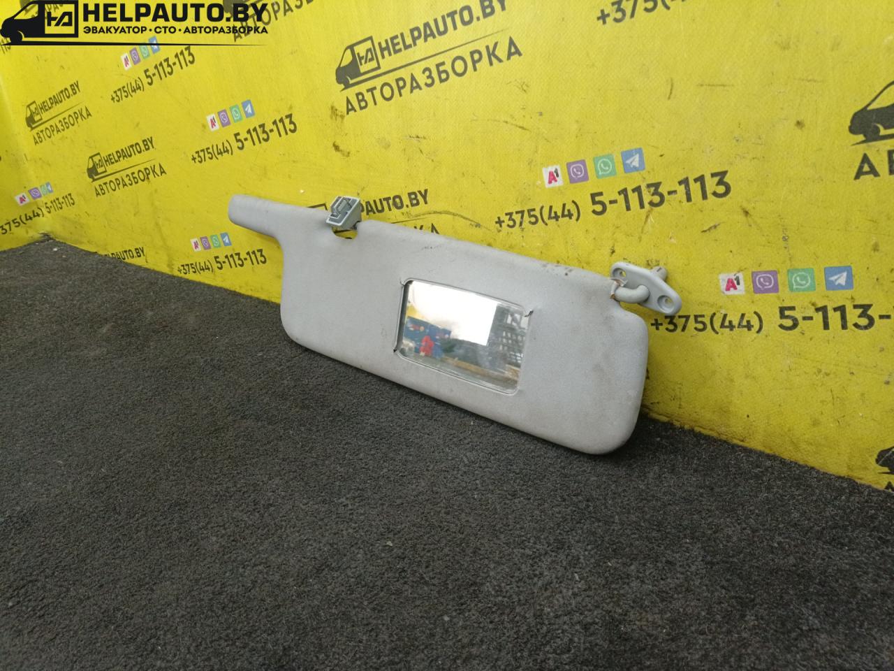 козырек солнцезащитный Mitsubishi Carisma 1 поколение 1997, 1.9 л., F8QT, дизель, МКПП, зеленый, хетчбэк 5 дв. - фото №1