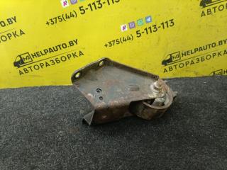 кронштейн двигателя Kia Sephia 1 поколение 1993, 1.5 л., бензин, МКПП, белый, седан