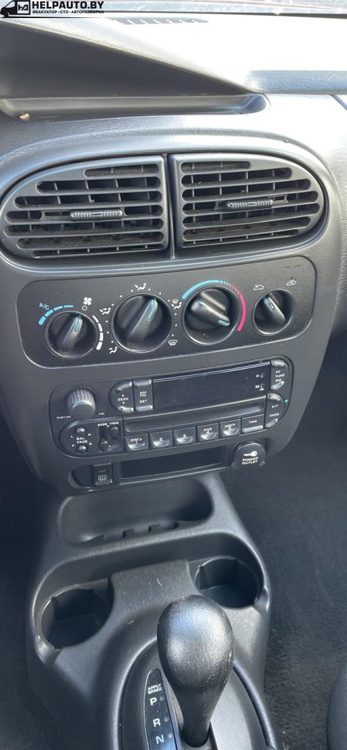 блок управления печки / климат-контроля Dodge Neon 2 поколение 2004, 2.0 л., бензин, АКПП, красный, седан - фото №1