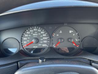 щиток приборов (приборная панель) Dodge Neon 2 поколение 2004, 2.0 л., бензин, АКПП, красный, седан