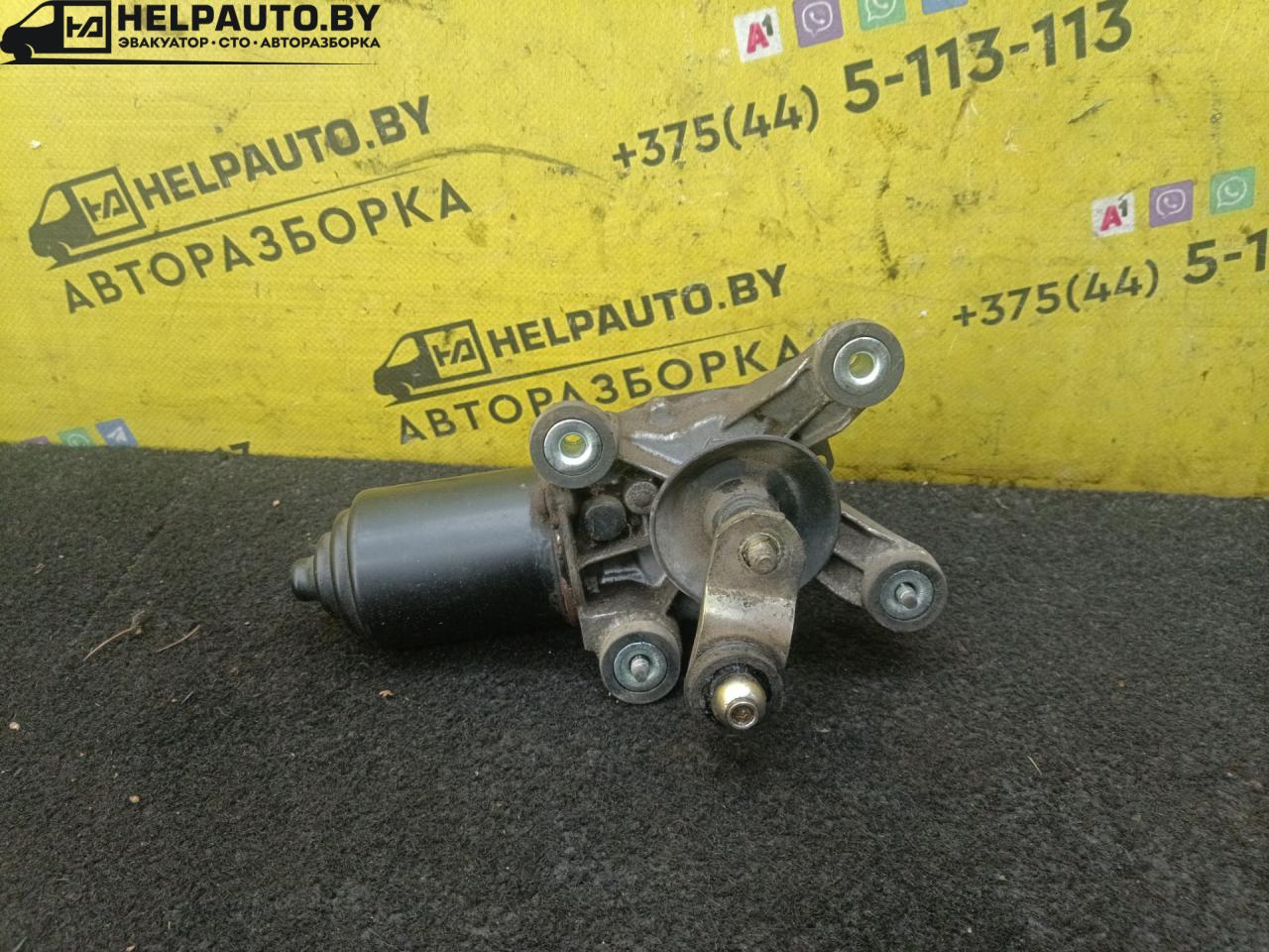 моторчик передних стеклоочистителей (дворников) Nissan Primera P10 1996, 1.6 л., GA16DE, бензин, МКПП, бордовый, универсал - фото №1