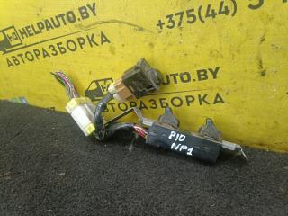 блок управления стеклоподъемниками Nissan Primera P10 1996, 1.6 л., GA16DE, бензин, МКПП, бордовый, универсал