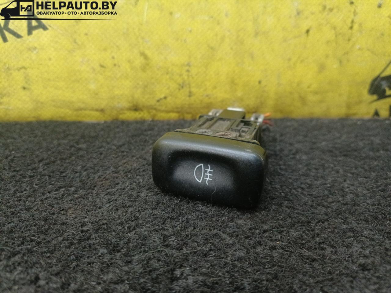 кнопка противотуманных фар Nissan Primera P10 1996, 1.6 л., GA16DE, бензин, МКПП, бордовый, универсал - фото №1