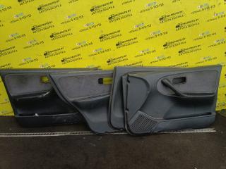 Обшивка двери (комплект) Nissan Primera P10 1996, 1.6 л., GA16DE, бензин, МКПП, бордовый, универсал