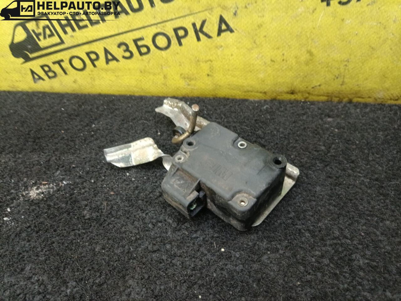 активатор замка крышки топливного бака Peugeot 405 1 поколение 1991, 1.8 л., дизель, МКПП, красный, универсал - фото №1
