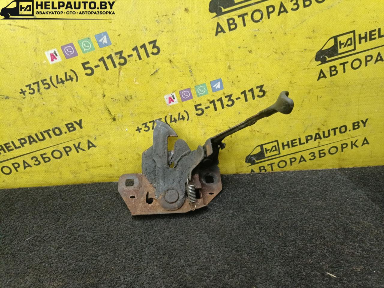 замок капота Chrysler Voyager 3 поколение 1998, 2.4 л., EDZ, бензин, МКПП, зеленый, минивэн, передний привод - фото №1