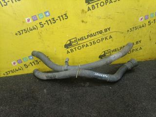 водосток капота Chrysler Voyager 3 поколение 1998, 2.4 л., EDZ, бензин, МКПП, зеленый, минивэн, передний привод