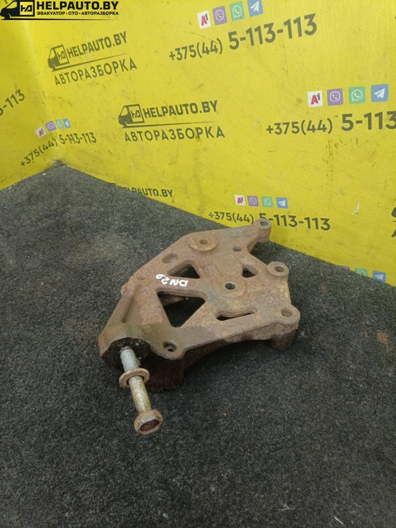 кронштейн двигателя Dodge Neon 2 поколение 2003, 2.0 л., ECC, бензин, АКПП, красный, седан - фото №1