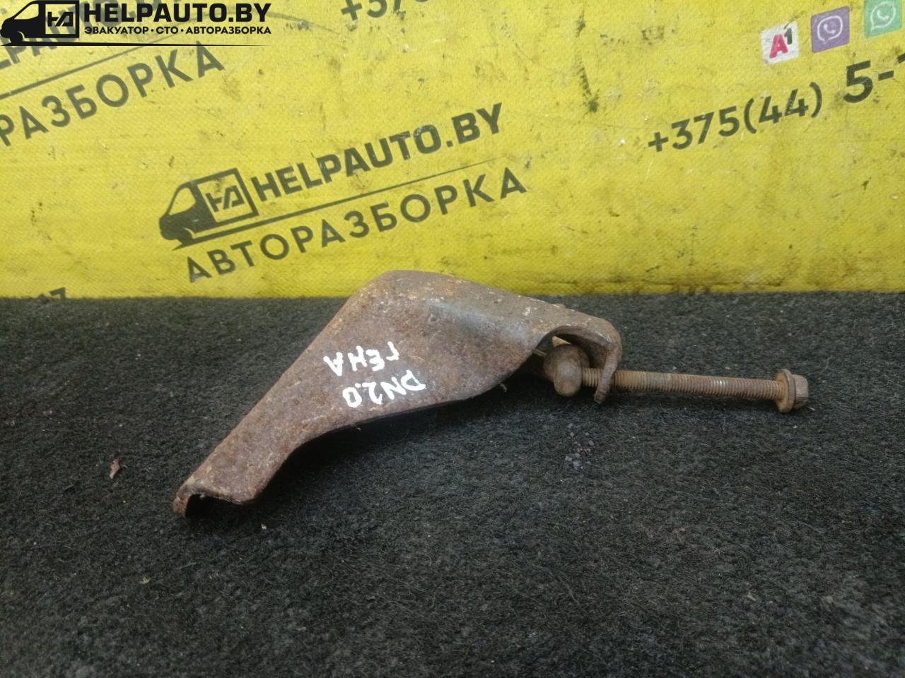 кронштейн генератора Dodge Neon 2 поколение 2003, 2.0 л., ECC, бензин, АКПП, красный, седан - фото №1