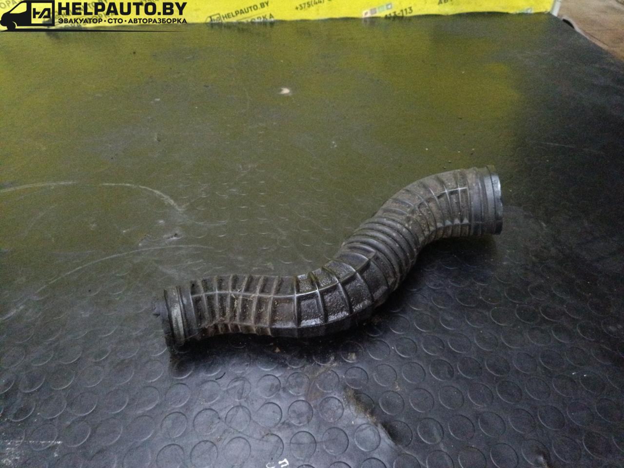 патрубок воздушного фильтра Citroen Jumper 1 поколение 1998, 2.5 л., THX (DJ5TED), дизель, МКПП, белый, микроавтобус - фото №1