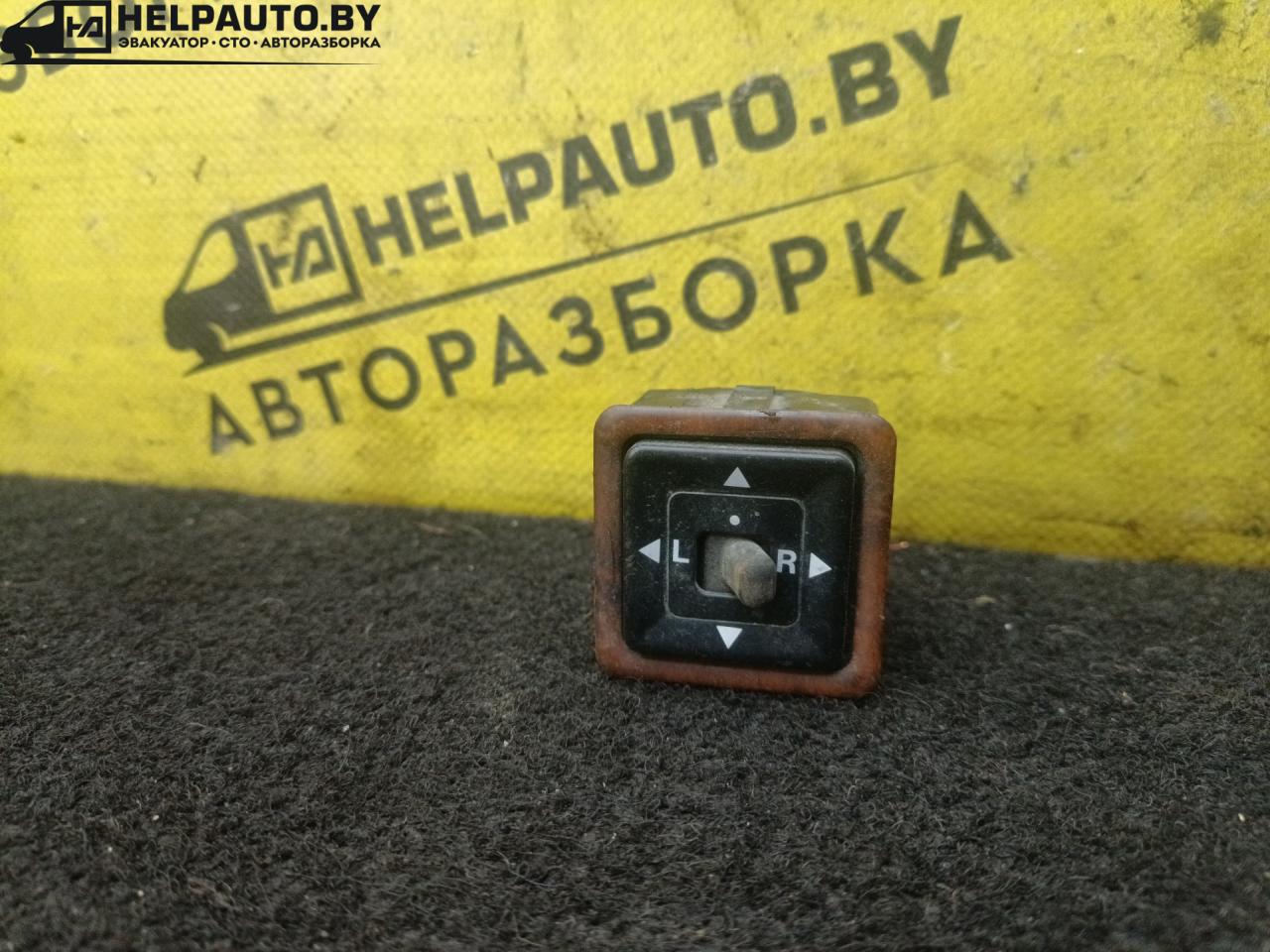 джойстик регулировки зеркал Mitsubishi Galant 8 поколение 1998, 2.0 л., бензин, АКПП, зеленый, универсал - фото №1