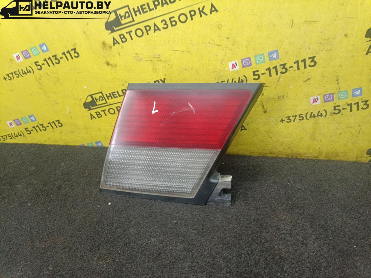 фонарь крышки багажника левый Nissan Primera P11 1998, бензин, МКПП, хетчбэк 5 дв., передний привод - фото №1