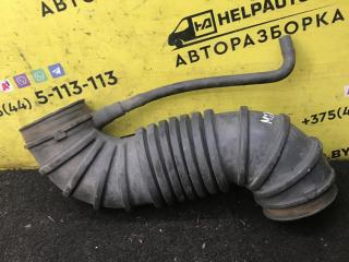 патрубок воздушного фильтра Mazda Xedos 6 1 поколение 1997, 1.6 л., бензин, МКПП, бордовый, седан