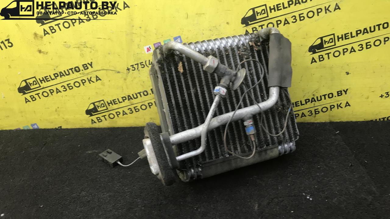 испаритель кондиционера Mazda 323F BA 1996, 1.8 л., BP, бензин, МКПП, серебристый, хетчбэк 5 дв. - фото №1