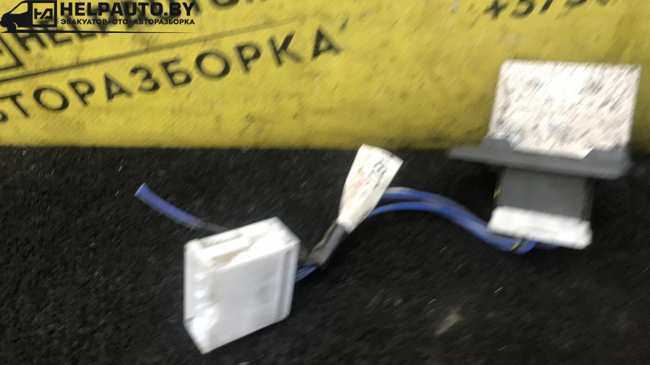 сопротивление печки Mazda 323F BA 1996, 1.8 л., BP, бензин, МКПП, серебристый, хетчбэк 5 дв. - фото №1