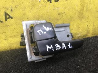 ручка внутренняя передняя левая Mazda 323F BA 1996, 1.8 л., BP, бензин, МКПП, серебристый, хетчбэк 5 дв.