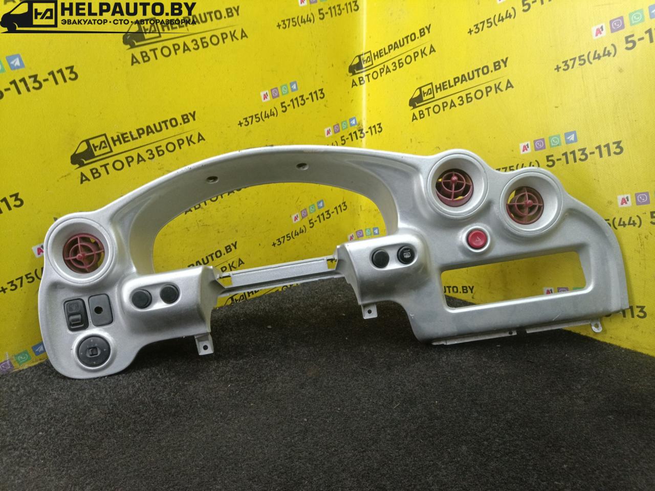 рамка панели приборов Mazda MX-3 1 поколение 1994, 1.6 л., i, бензин, МКПП, хетчбэк 3 дв., передний привод - фото №1