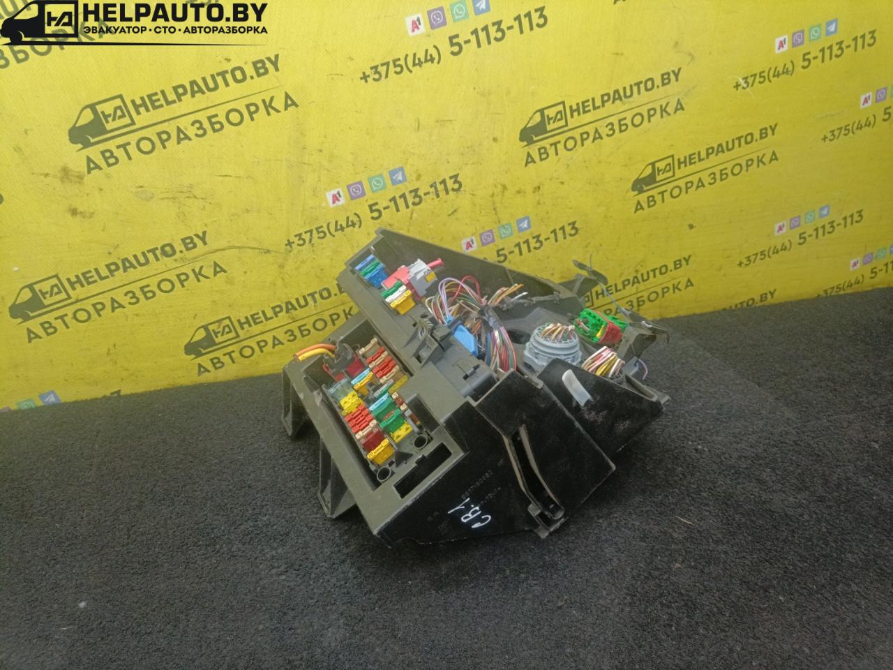 блок предохранителей Citroen Berlingo 1 поколение (M49) 2001, 1.4 л., бензин, МКПП, синий, минивэн - фото №1