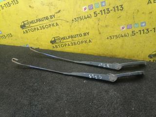 щеткодержатель (поводок стеклоочистителя, дворник) SEAT Toledo 1 поколение [рестайлинг] 1998, 1.6 л., AFT, бензин, МКПП, красный, хетчбэк 5 дв.