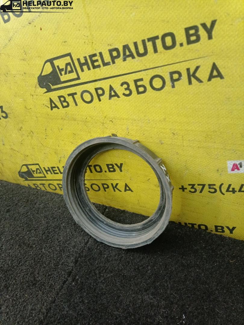 гайка топливного насоса Citroen ZX 1 поколение 1995, 1.4 л., бензин, МКПП, белый, хетчбэк 5 дв. - фото №1