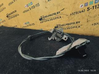 замок капота Daewoo Nubira J100 1998, 2.0 л., бензин, МКПП, красный / зеленый, седан